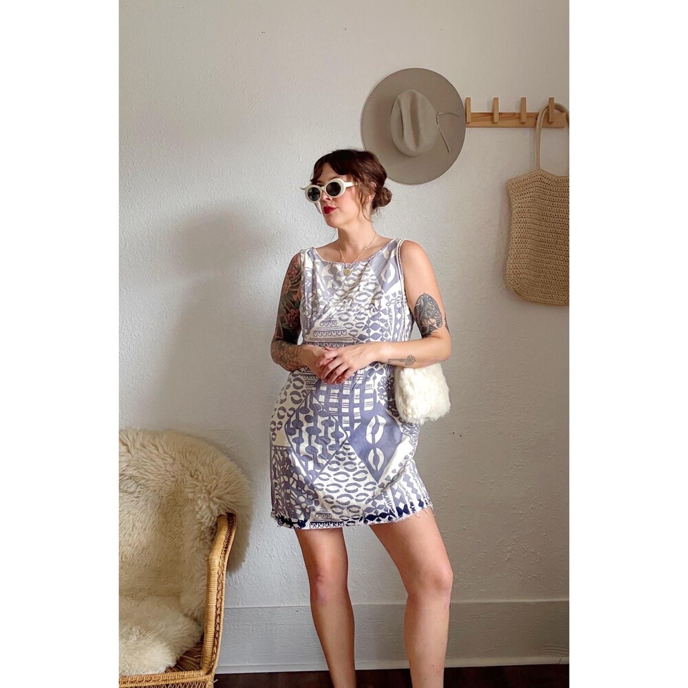 1960s Mod Mini Dress: Vintage Twiggy Style A-Line Shift